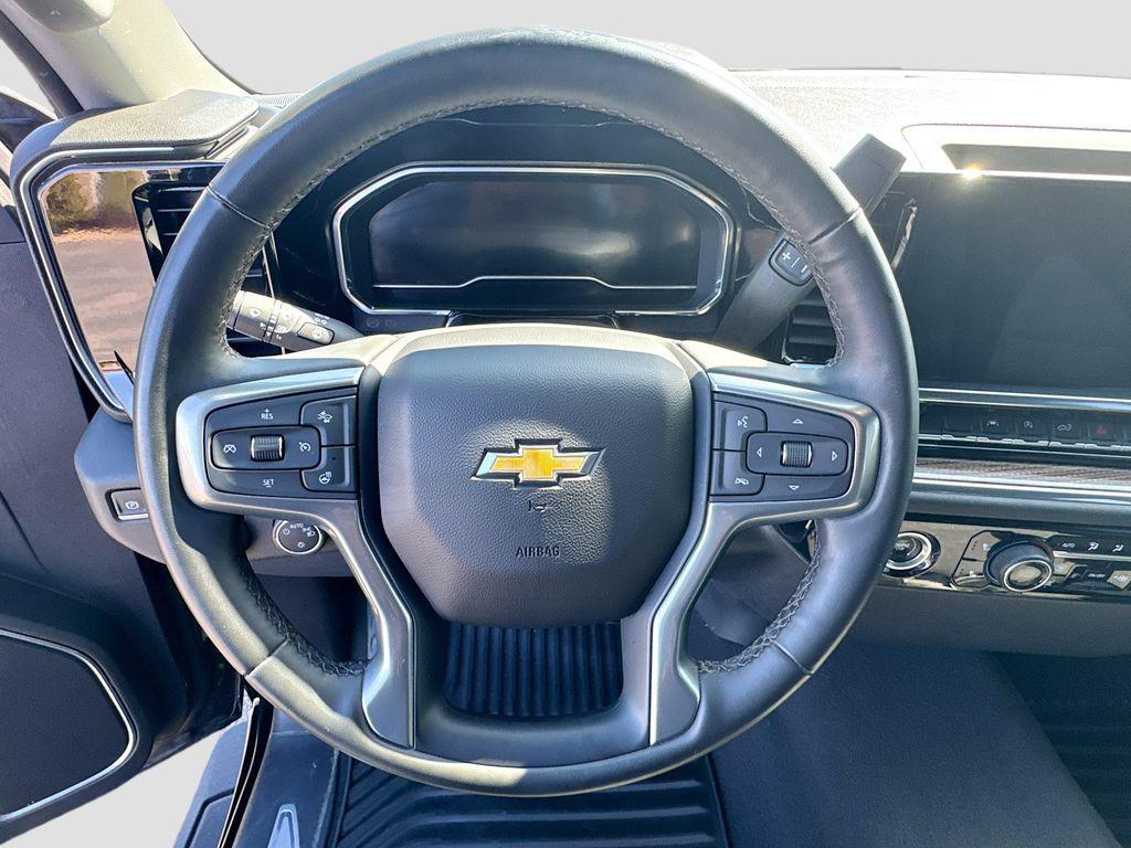 used 2024 Chevrolet Silverado 1500 car, priced at $39,222