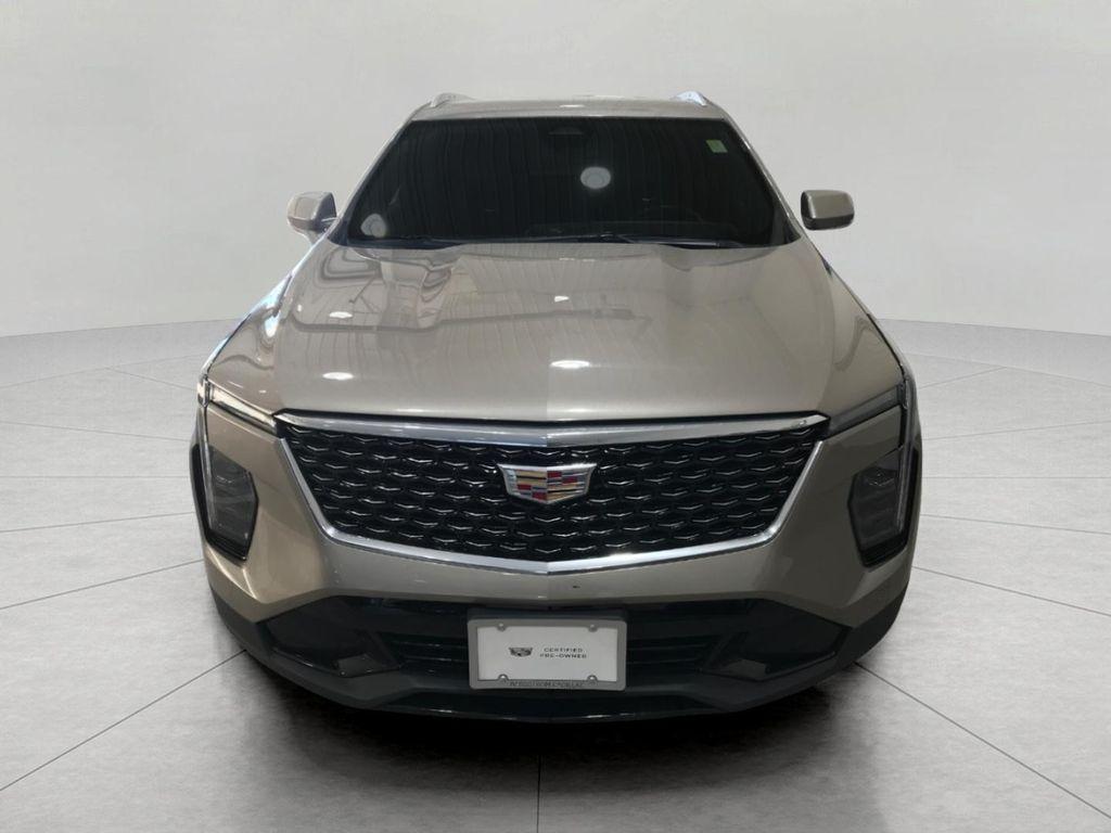 used 2025 Cadillac XT4 car, priced at $33,993
