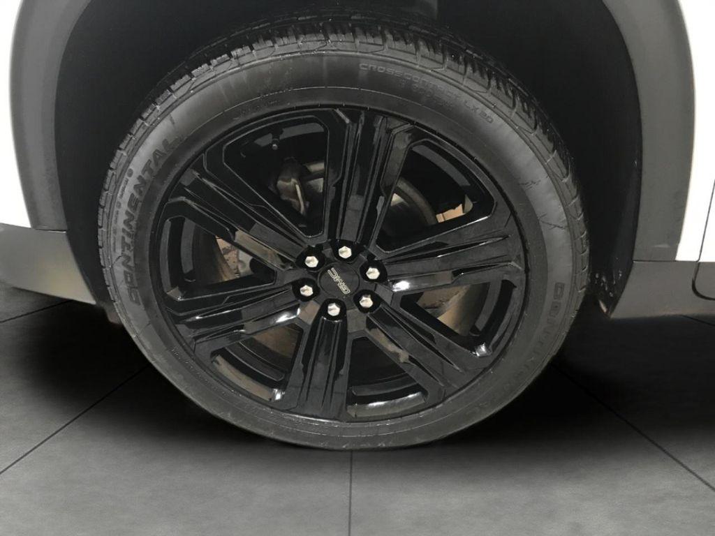 used 2024 GMC Acadia car, priced at $41,682