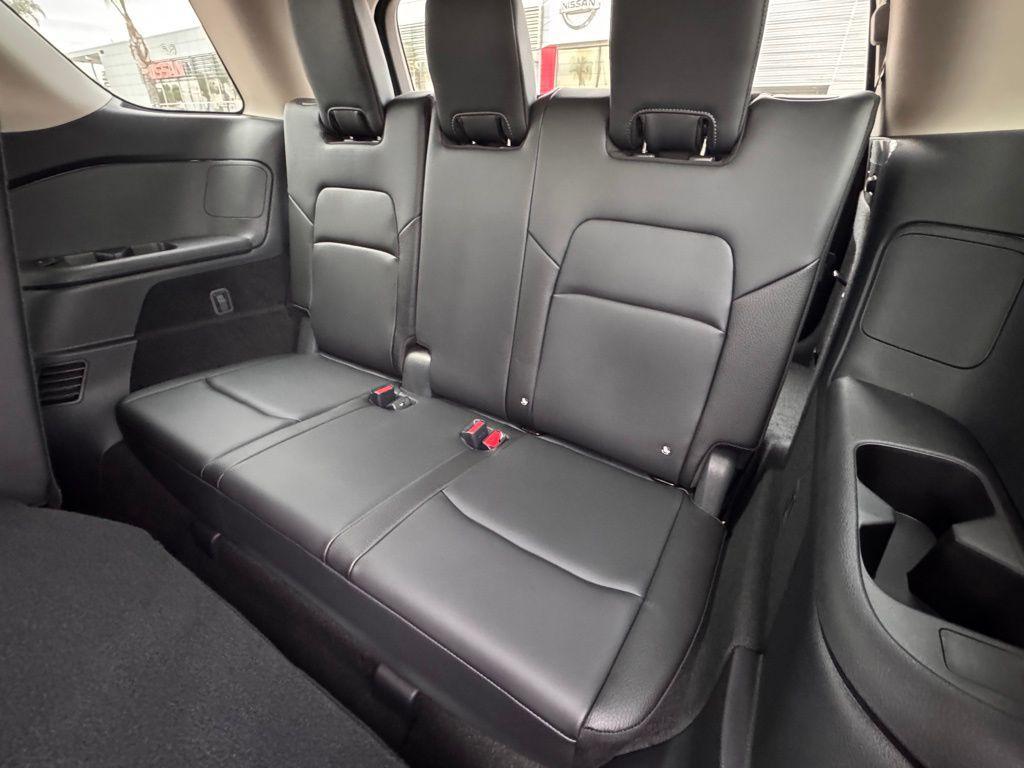 new 2025 Nissan Pathfinder car, priced at $39,295