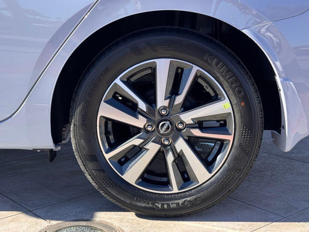 new 2025 Nissan Versa car, priced at $21,800