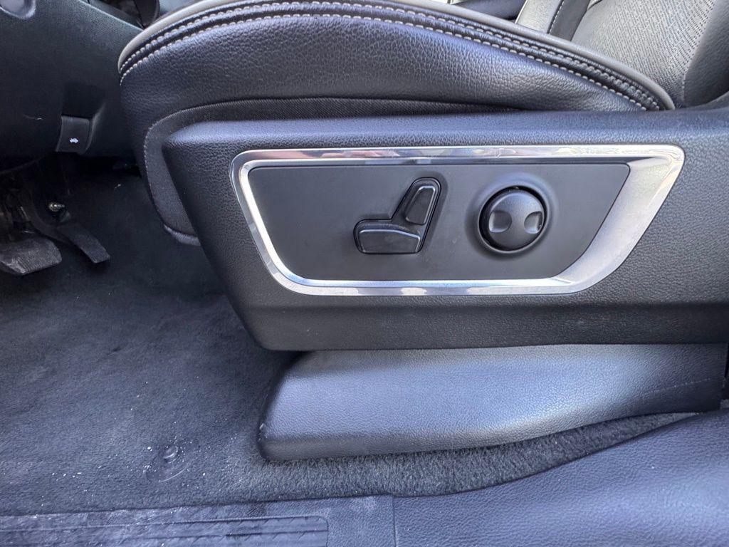 used 2024 Ram 1500 car, priced at $35,388