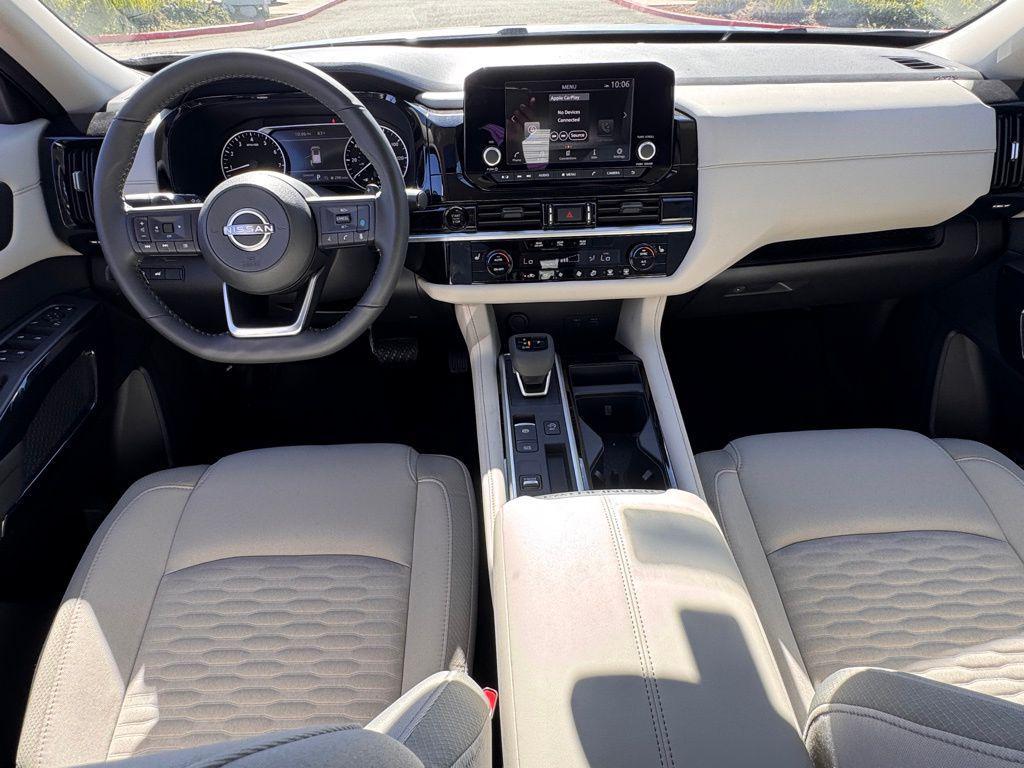 new 2025 Nissan Pathfinder car, priced at $38,275