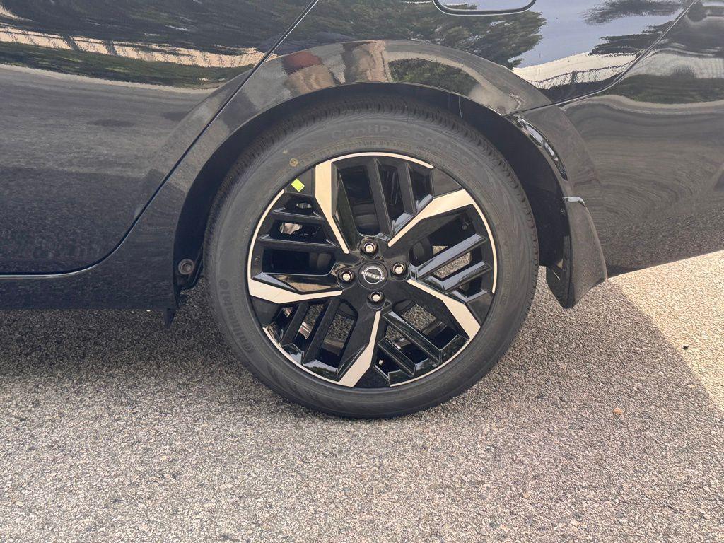 new 2025 Nissan Versa car, priced at $22,140