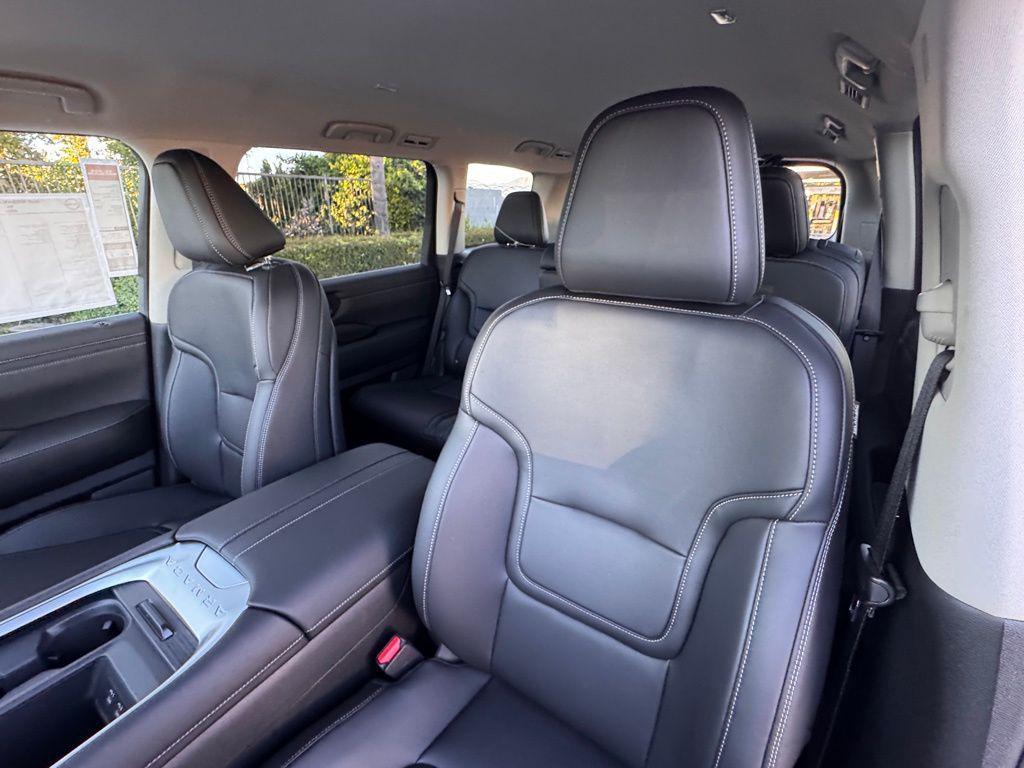 new 2026 Nissan Armada car, priced at $60,015