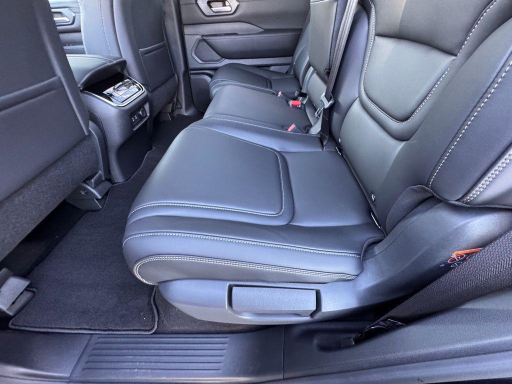 new 2026 Nissan Armada car, priced at $60,015