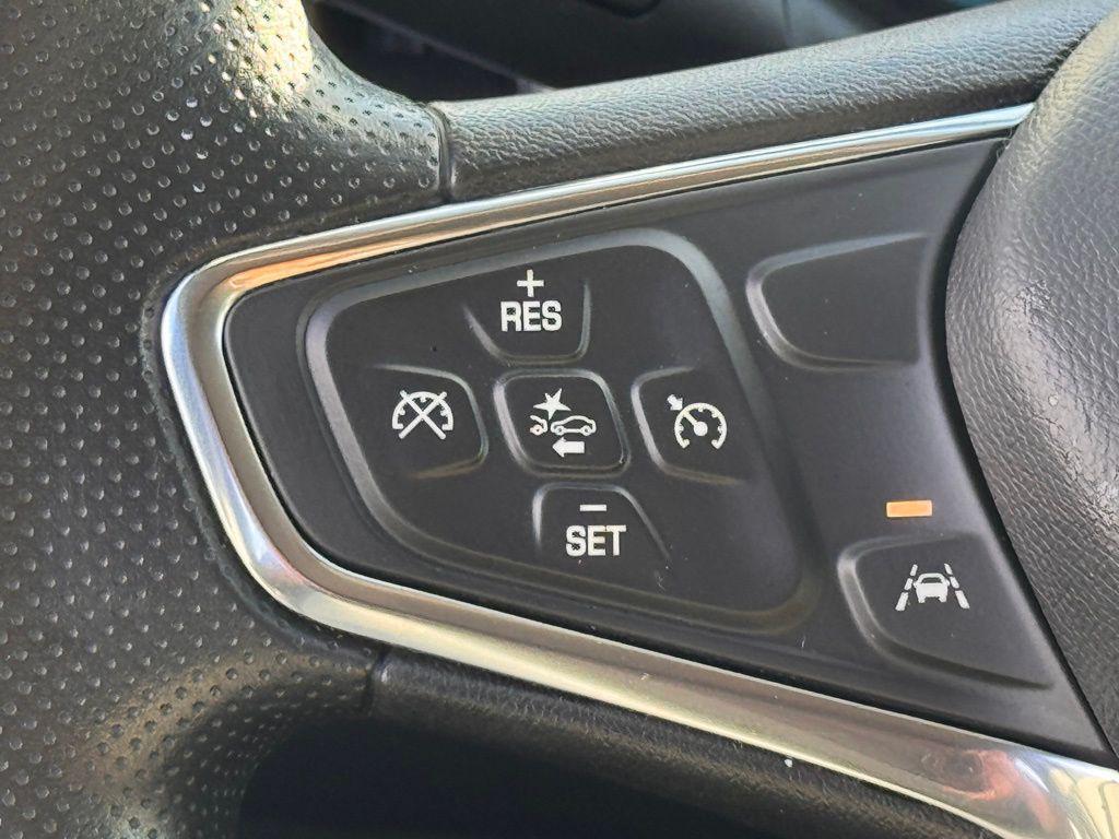 used 2021 Chevrolet Equinox car, priced at $17,988