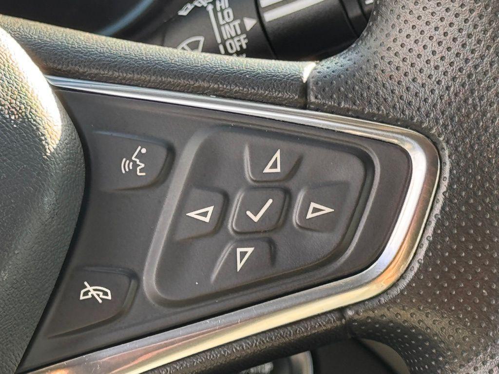 used 2021 Chevrolet Equinox car, priced at $17,988