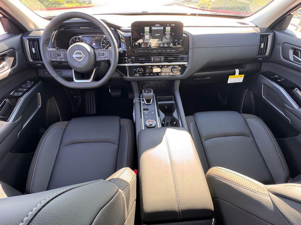 new 2025 Nissan Pathfinder car, priced at $40,360