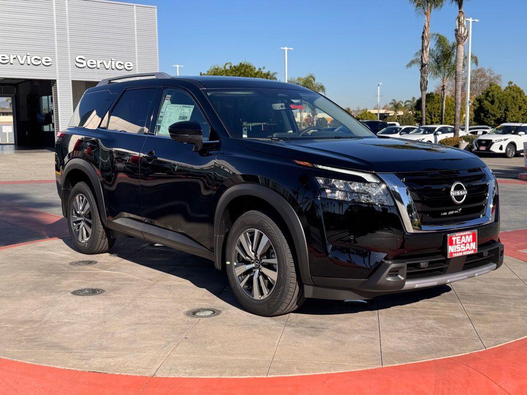 new 2025 Nissan Pathfinder car, priced at $40,360