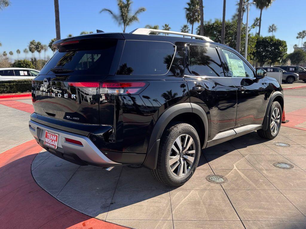 new 2025 Nissan Pathfinder car, priced at $40,360