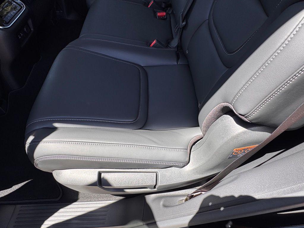 new 2026 Nissan Armada car, priced at $60,015