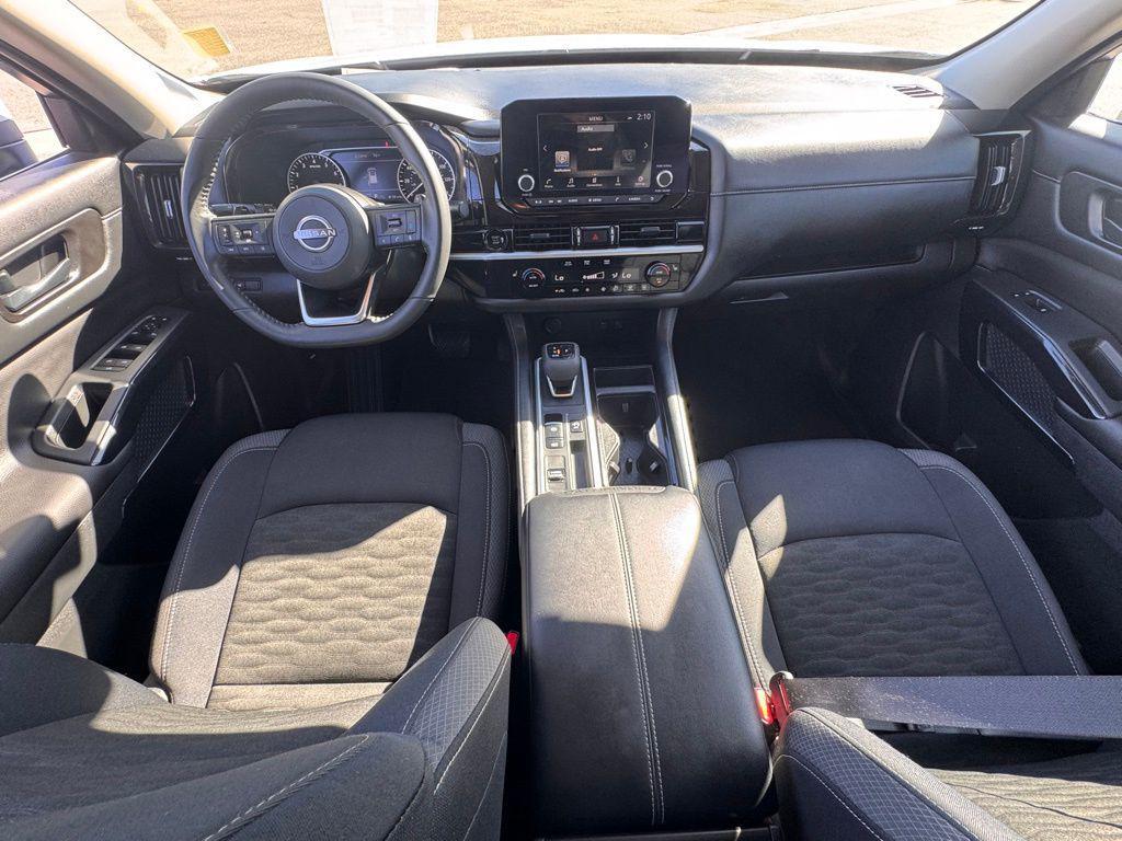 new 2025 Nissan Pathfinder car, priced at $40,225