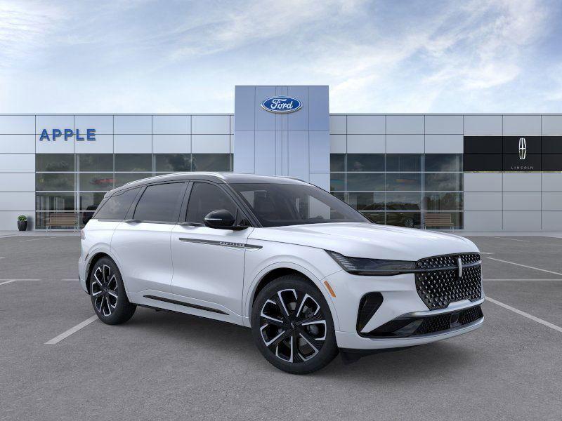 new 2026 Lincoln Nautilus car, priced at $61,612