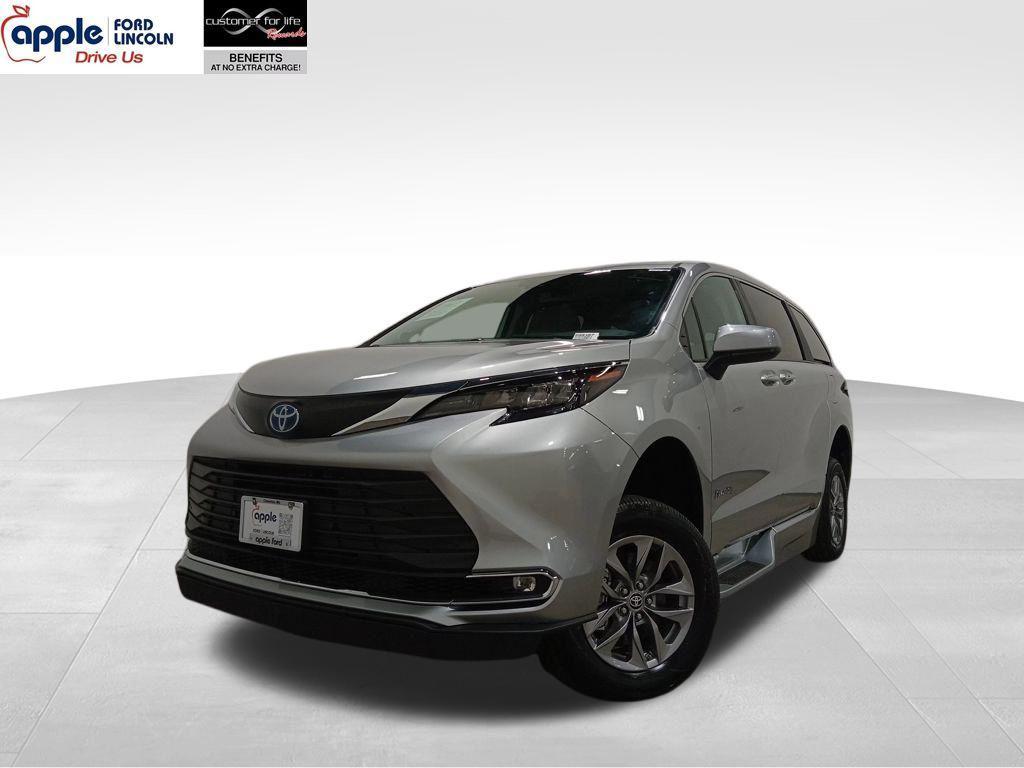 used 2024 Toyota Sienna car, priced at $77,300