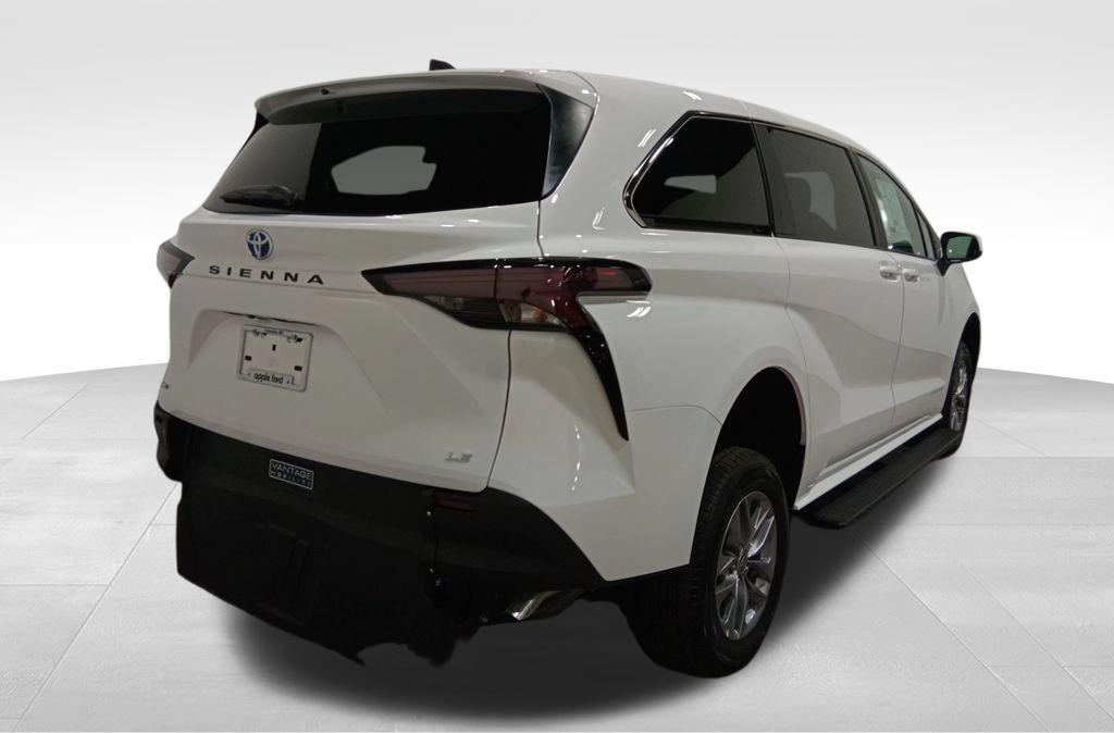 used 2025 Toyota Sienna car, priced at $65,800