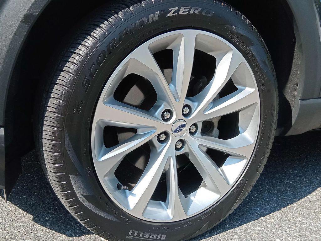 used 2022 Ford Explorer car, priced at $35,487