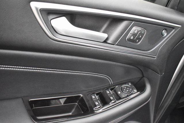 used 2019 Ford Edge car, priced at $18,000