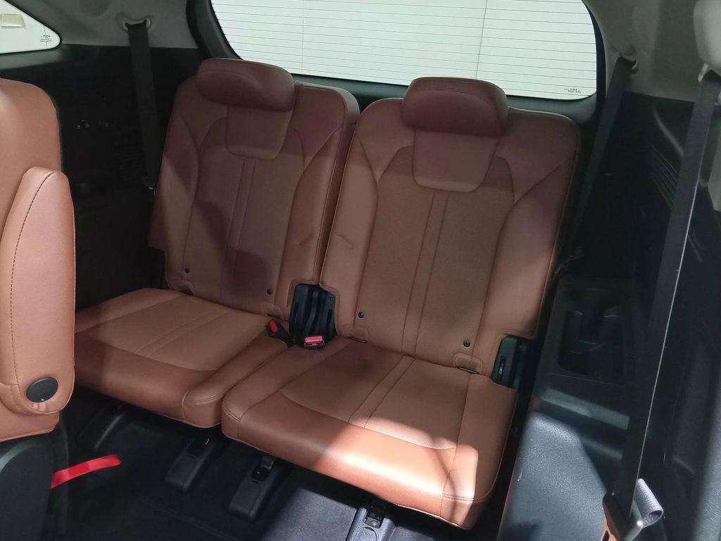 used 2022 Kia Sorento car, priced at $24,297