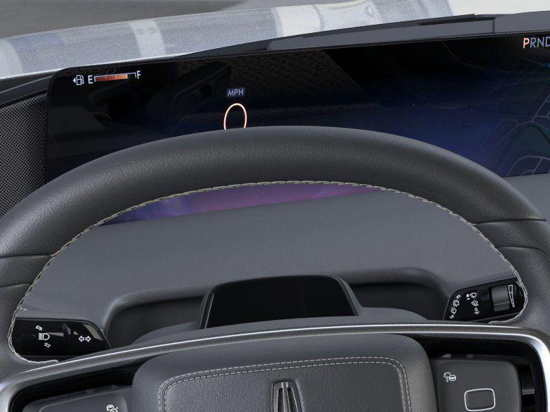 new 2025 Lincoln Navigator car, priced at $104,360