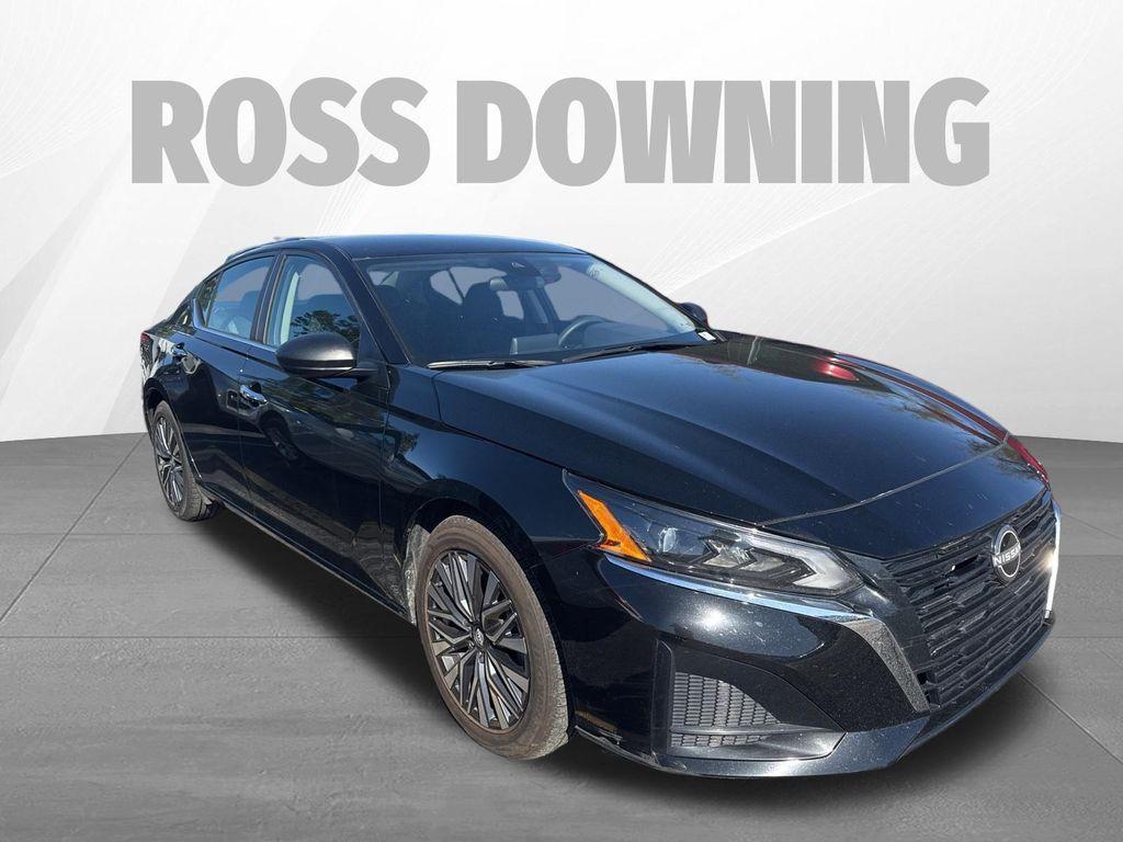 used 2025 Nissan Altima car, priced at $18,995