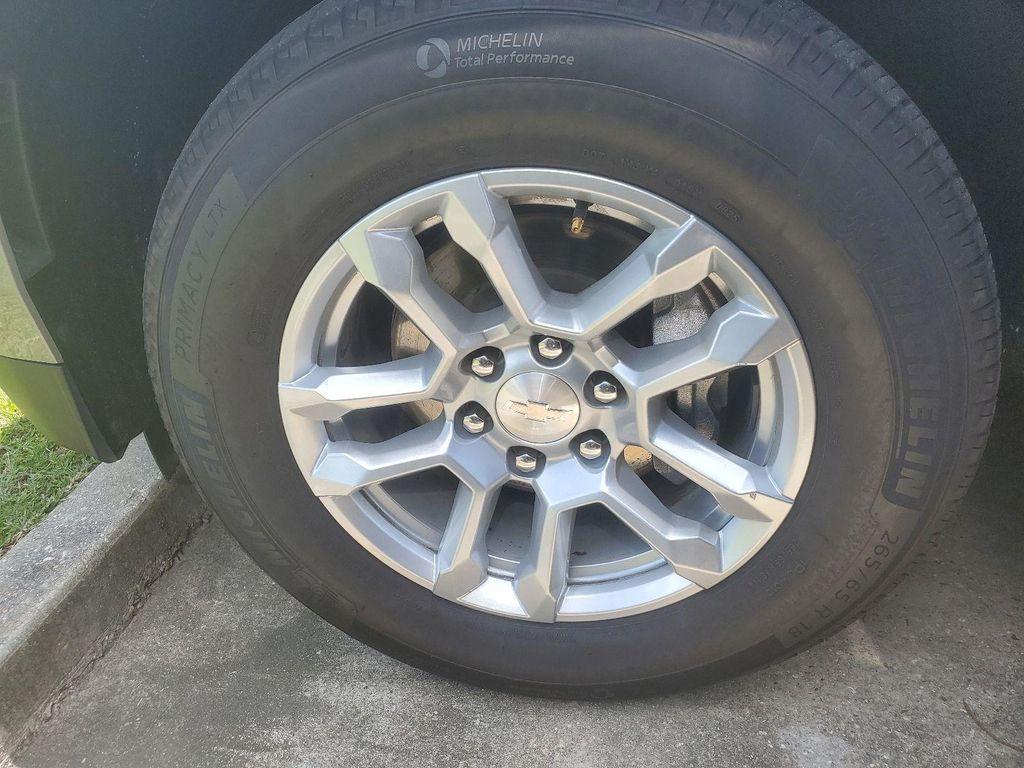 used 2025 Chevrolet Tahoe car, priced at $58,147