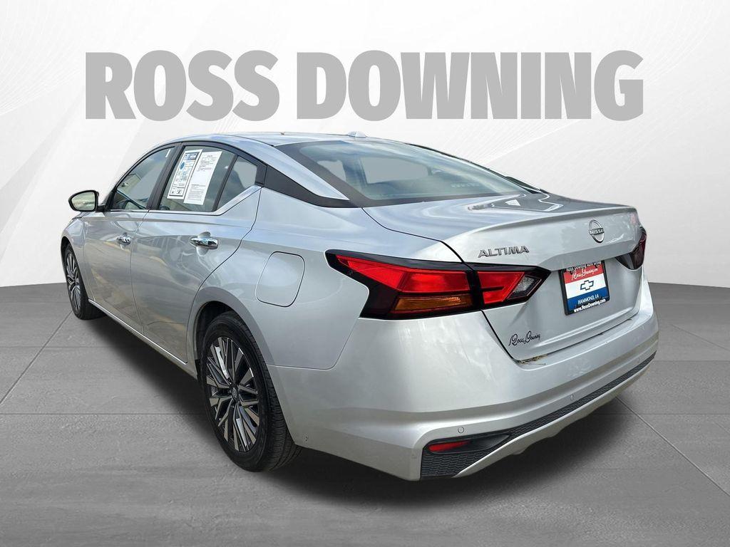 used 2023 Nissan Altima car, priced at $17,395
