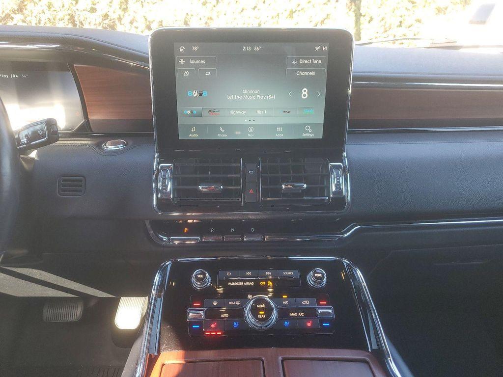 used 2021 Lincoln Navigator car, priced at $33,495