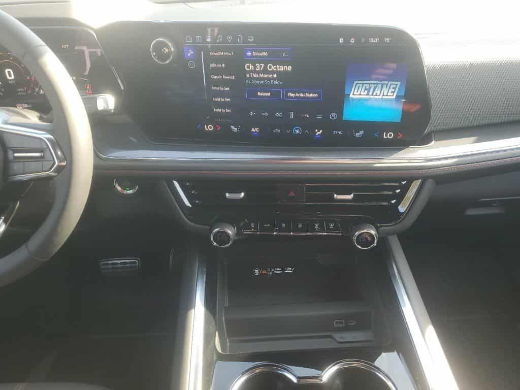 used 2025 Chevrolet Tahoe car, priced at $71,295