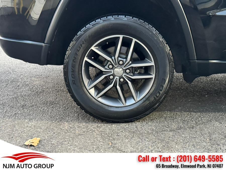 used 2017 Jeep Grand Cherokee car, priced at $13,850