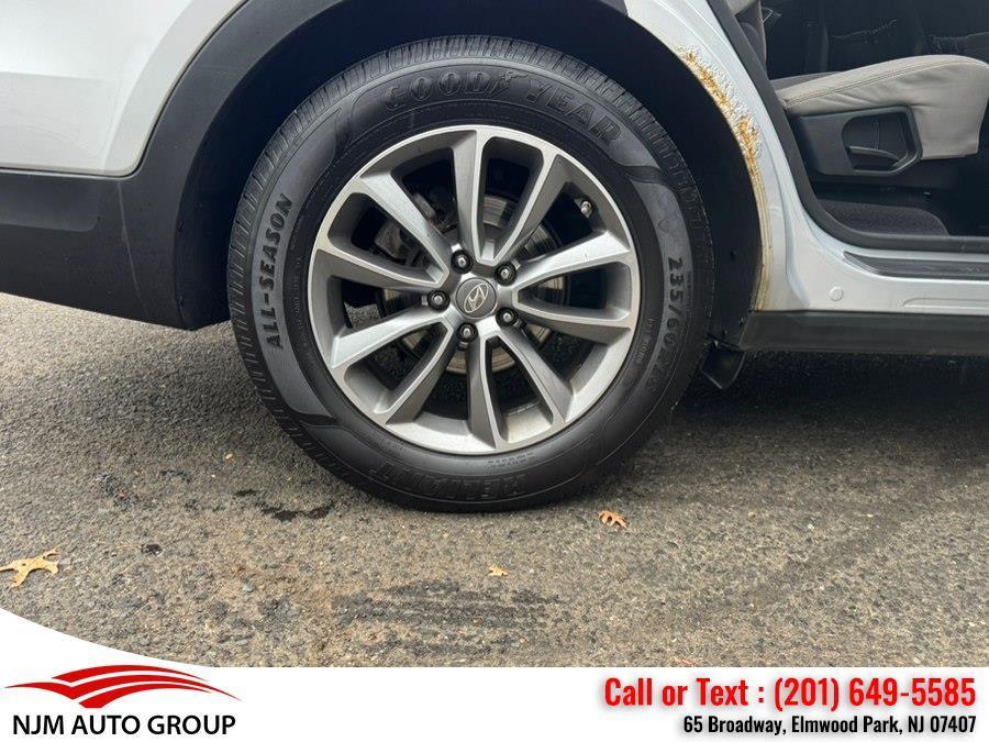 used 2017 Hyundai Santa Fe car, priced at $8,450