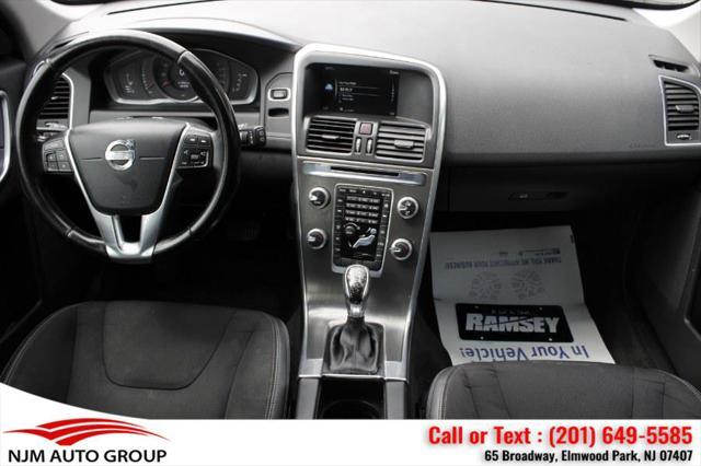 2015 Black Sapphire Metallic Volvo XC60