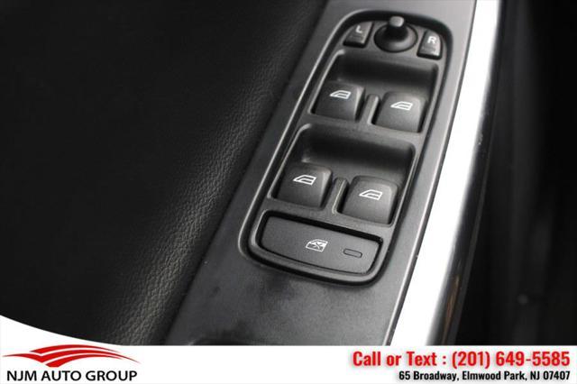 2015 Black Sapphire Metallic Volvo XC60