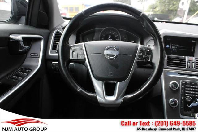 2015 Black Sapphire Metallic Volvo XC60