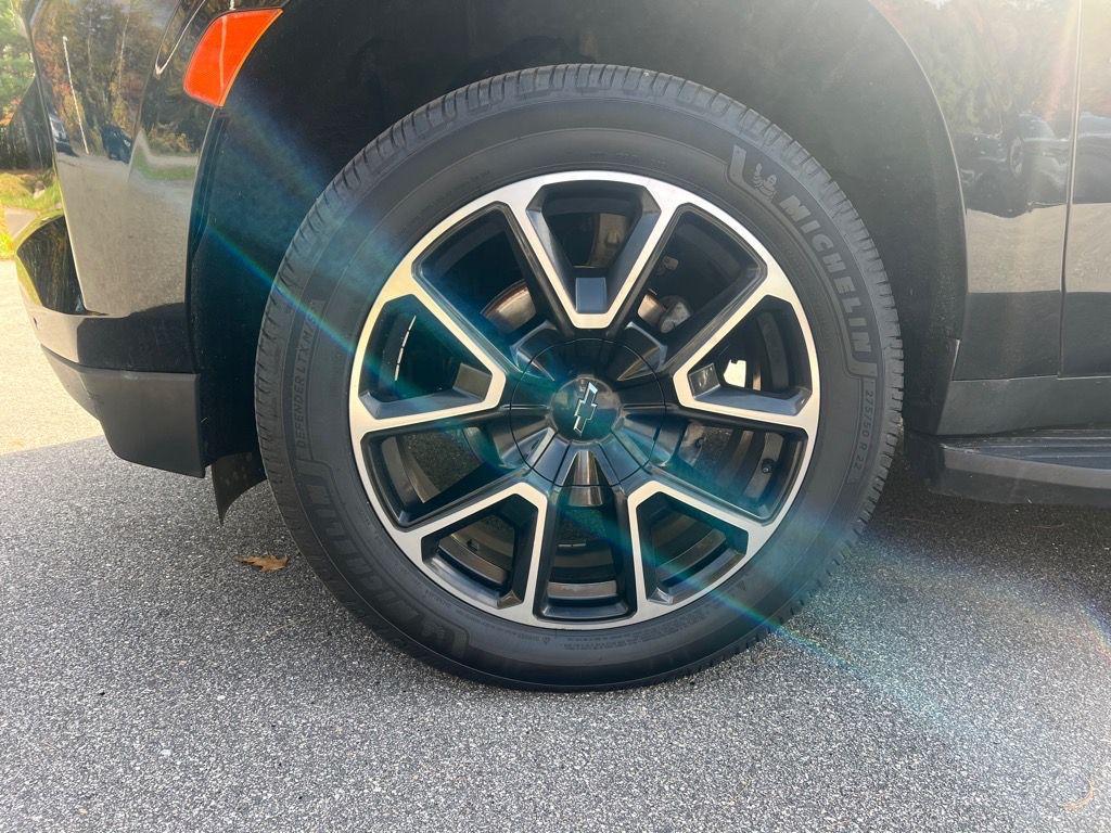 used 2022 Chevrolet Tahoe car, priced at $49,813