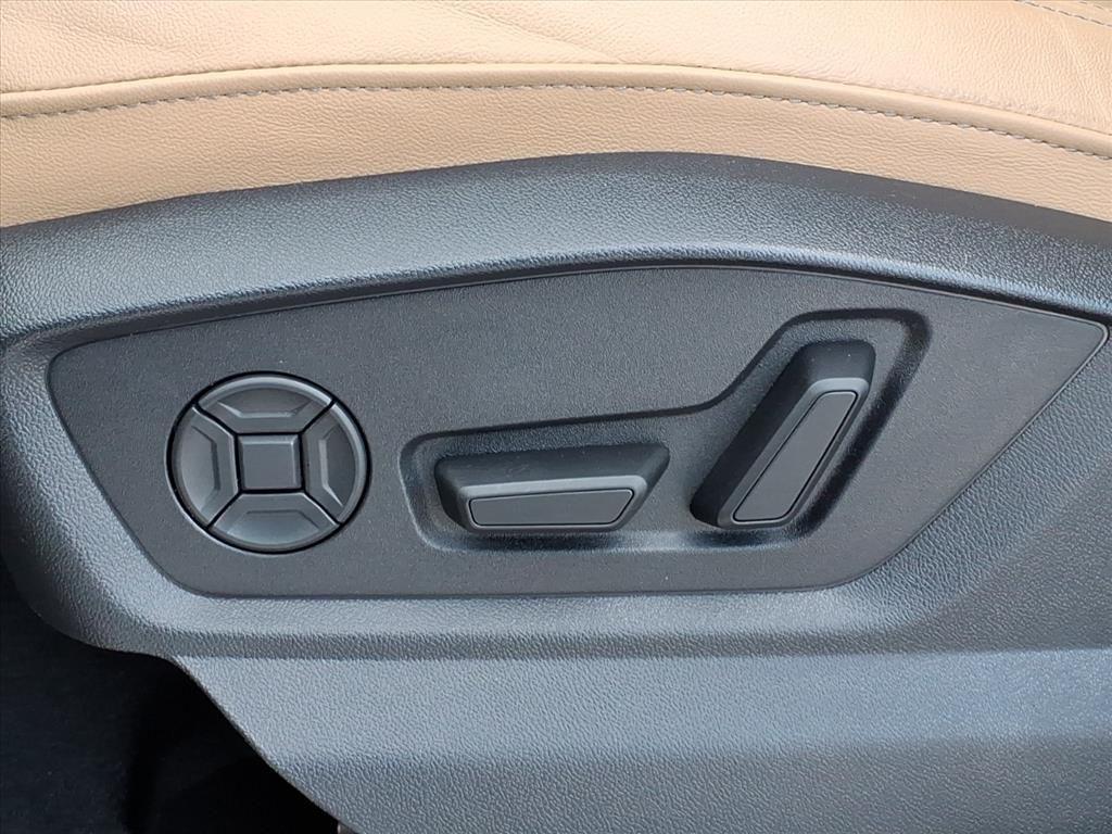 used 2025 Audi Q7 car, priced at $47,665