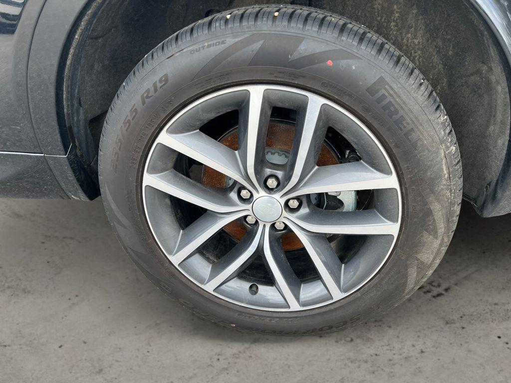 new 2025 Land Rover Discovery Sport car, priced at $46,588