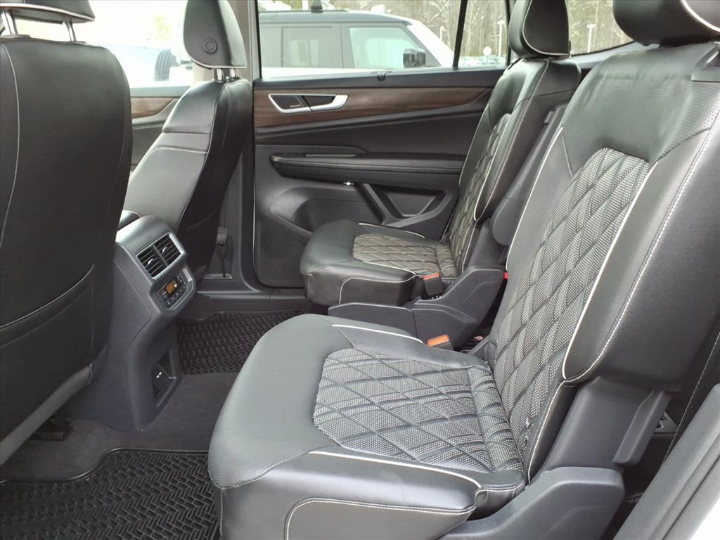 used 2024 Volkswagen Atlas car, priced at $37,091