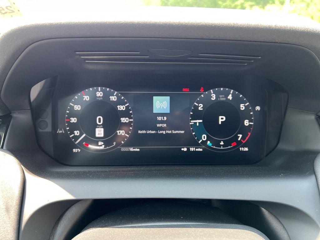 new 2025 Land Rover Discovery Sport car, priced at $43,878