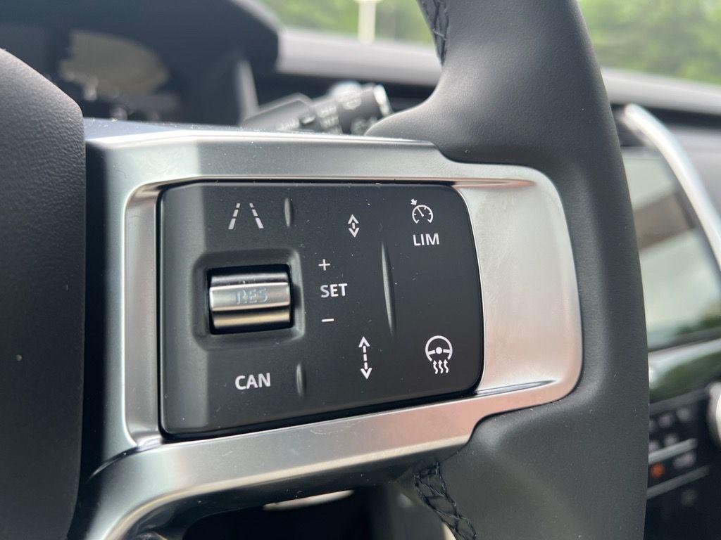 new 2025 Land Rover Discovery car, priced at $67,788