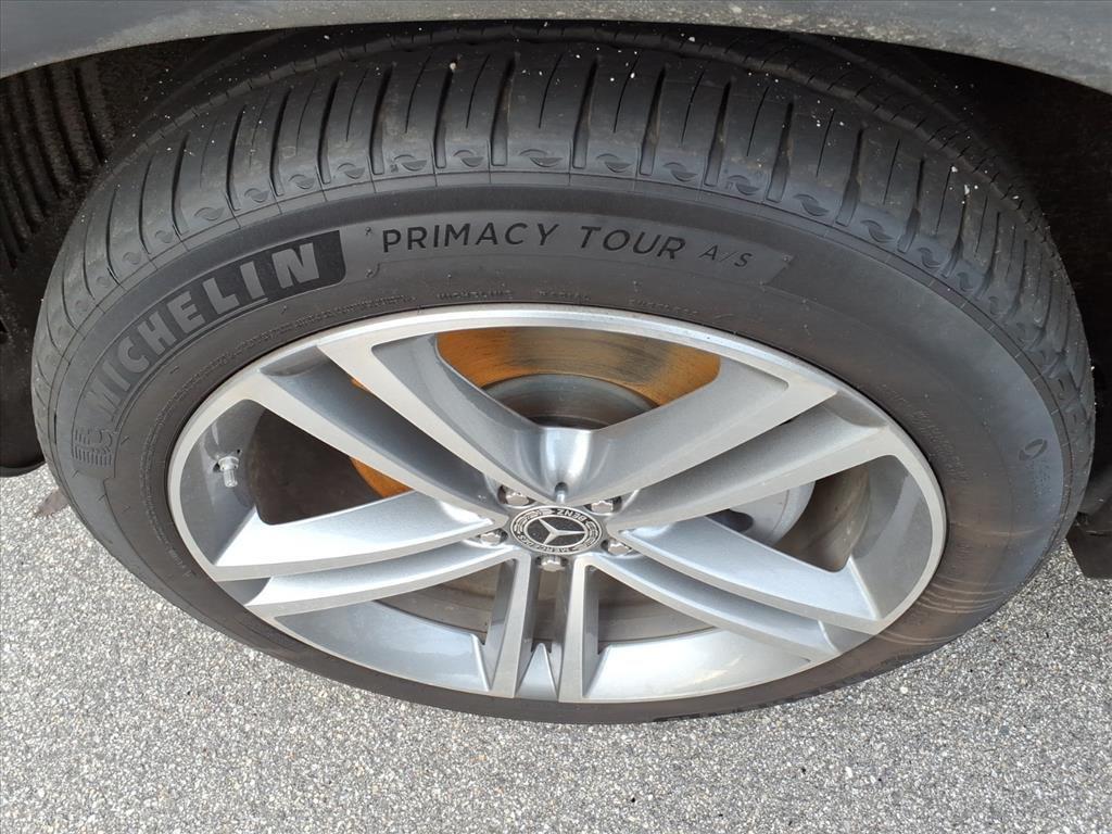 used 2022 Mercedes-Benz GLE 450 car, priced at $39,909