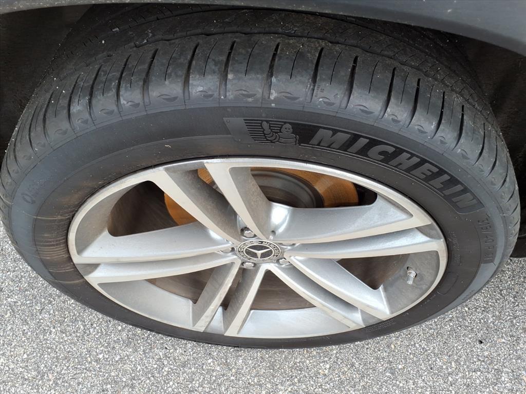 used 2022 Mercedes-Benz GLE 450 car, priced at $39,909