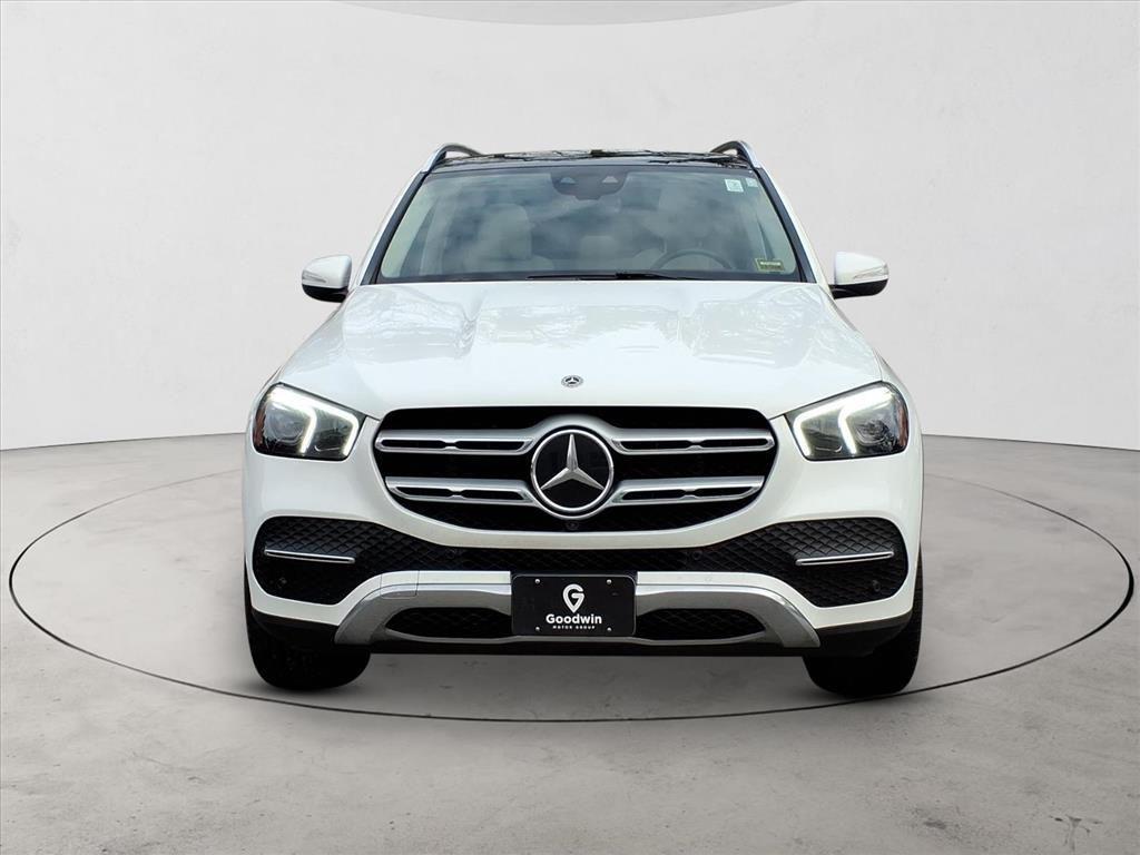 used 2022 Mercedes-Benz GLE 450 car, priced at $39,909