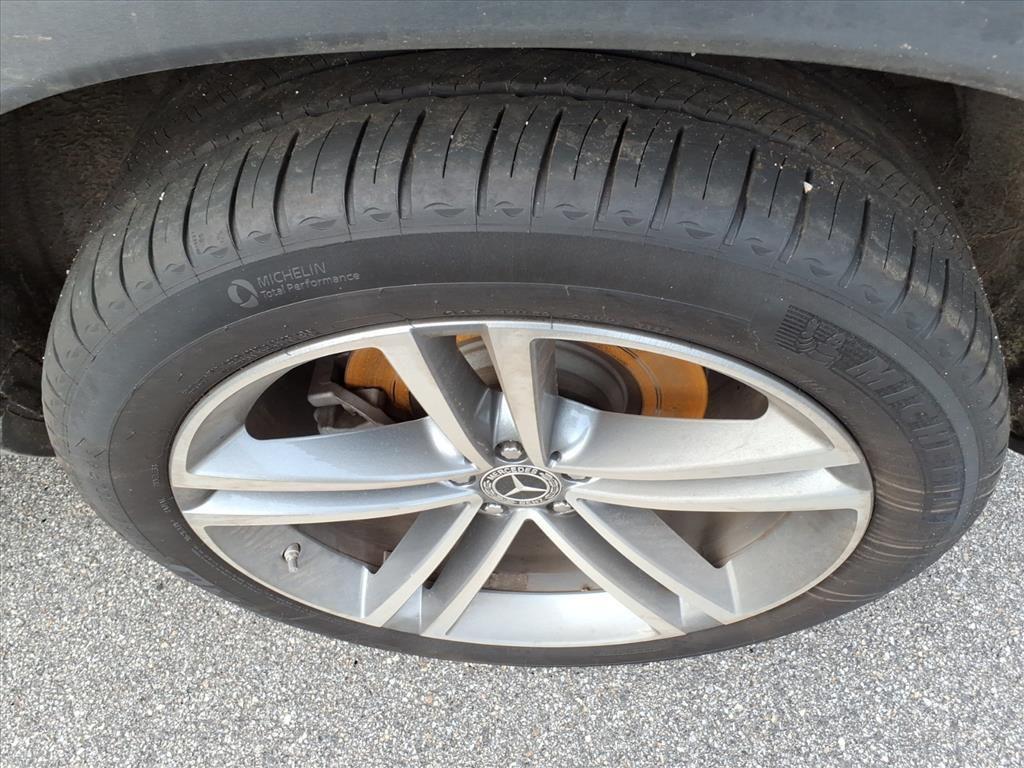 used 2022 Mercedes-Benz GLE 450 car, priced at $39,909