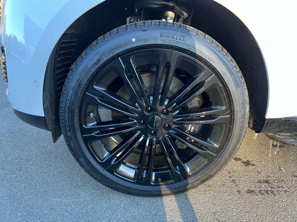 new 2026 Land Rover Range Rover car, priced at $225,424