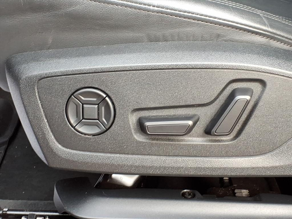 used 2024 Audi Q3 car, priced at $28,033