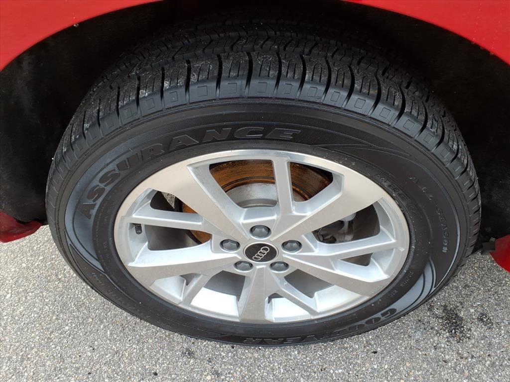 used 2024 Audi Q3 car, priced at $28,033