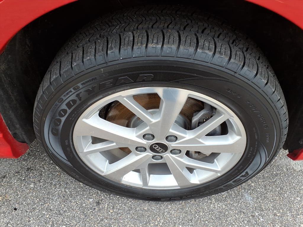 used 2024 Audi Q3 car, priced at $28,033