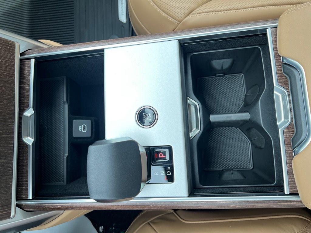 new 2025 Land Rover Range Rover car, priced at $131,330