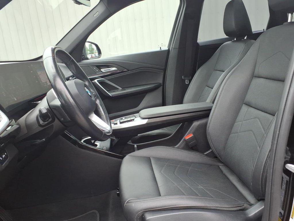 BMW X1 view 13